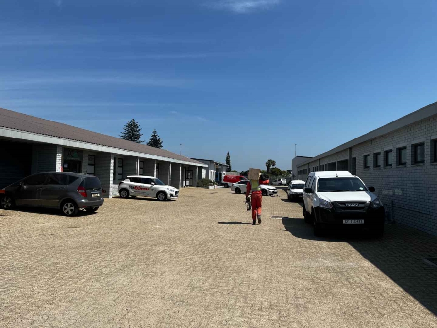 To Let commercial Property for Rent in Milnerton Western Cape